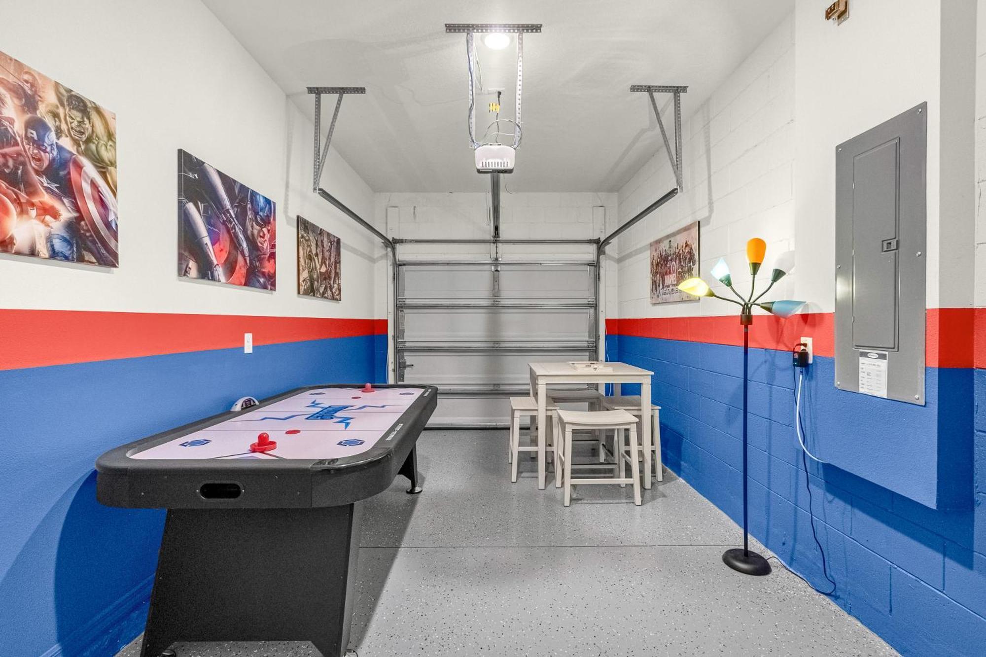 Holiday home Upstay - Solara Retreat W Pool And Hot Tub *