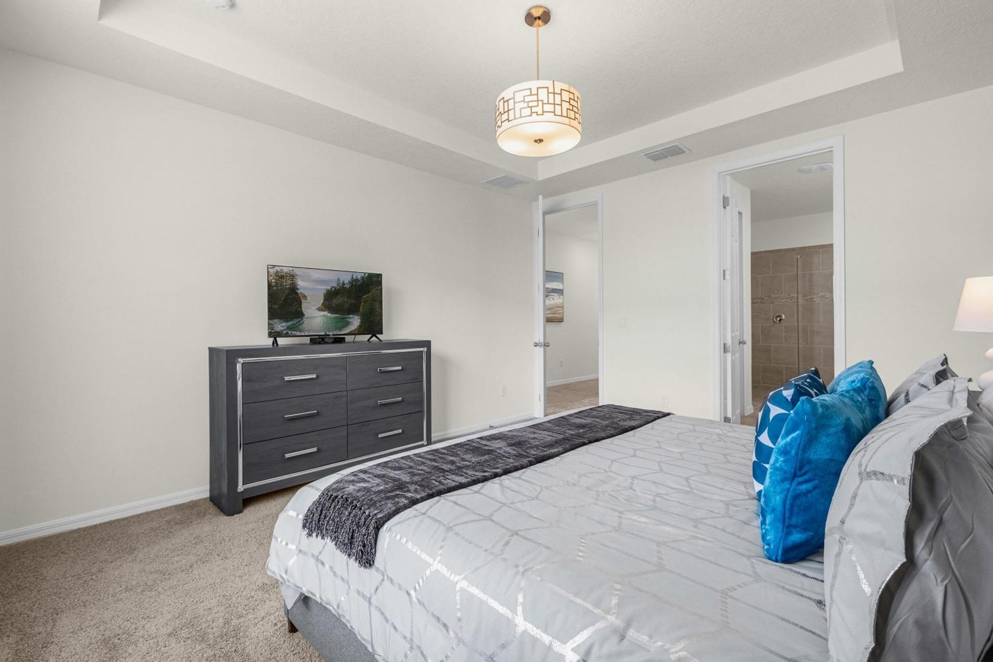 Holiday home Upstay - Solara Retreat W Pool And Hot Tub *